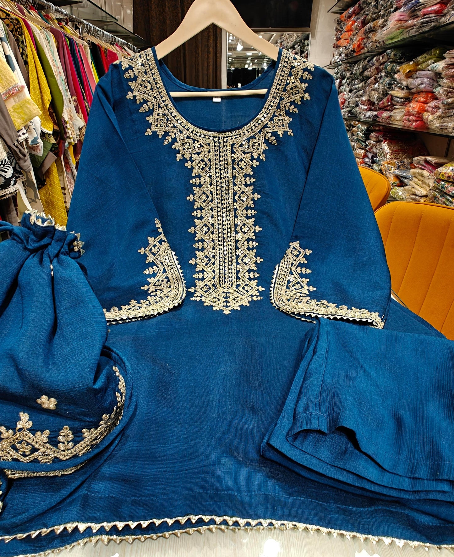 Coord - set with potli and pants